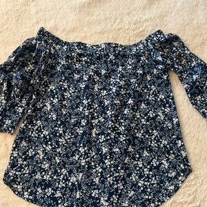 Ladies NWT Verse | Off-Shoulder Blouse| Navy & White | Size Large